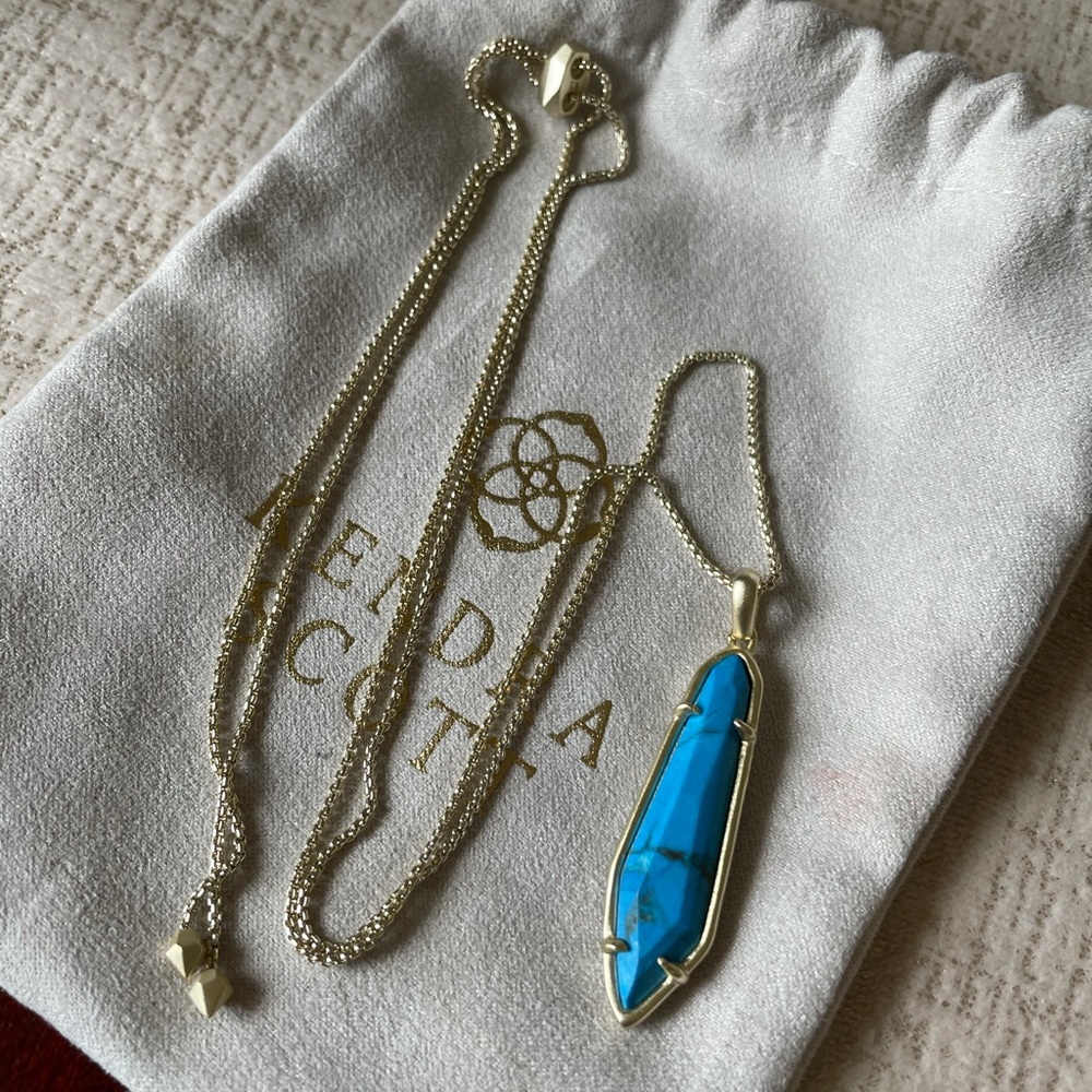 Kendra Scott necklace new never worn. W/o tags
